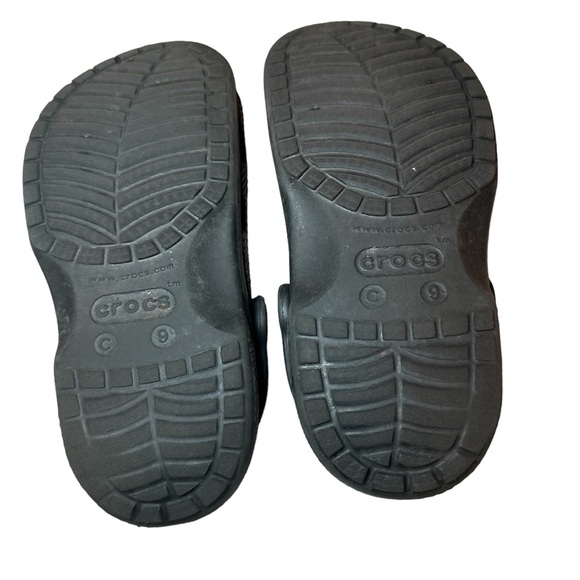 Toddler/kids black cros. Size 9 - Picture 8 of 9
